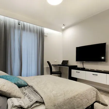 P&O Serviced Apartments Solec Warschau Exterior foto