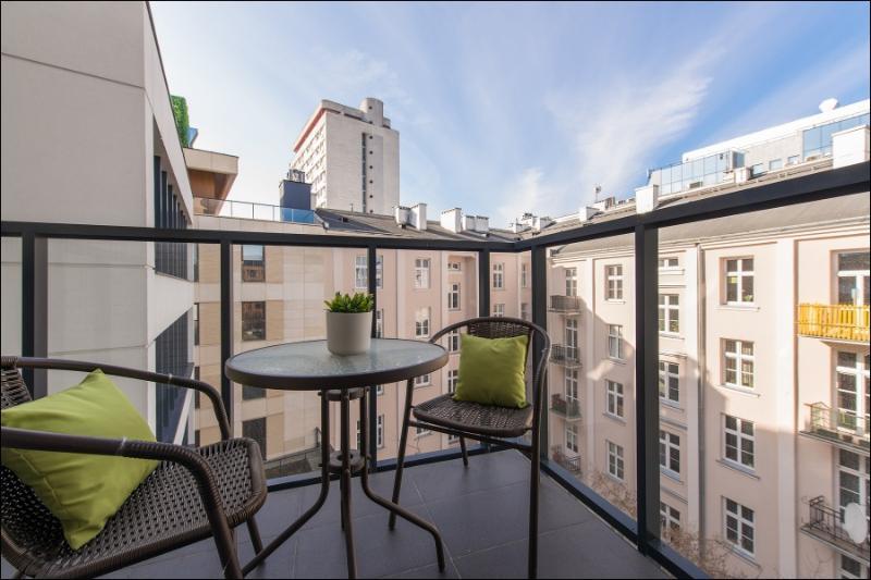 P&o Serviced Solec Apartment Warschau